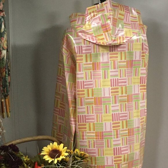 Waterproof, Breathable, Hooded Button closure Raincoat - Picture 2 of 6